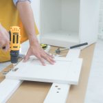 Reakcja alergiczna skóry – czynniki powstawania, jak ją rozpoznać i jak sobie radzić